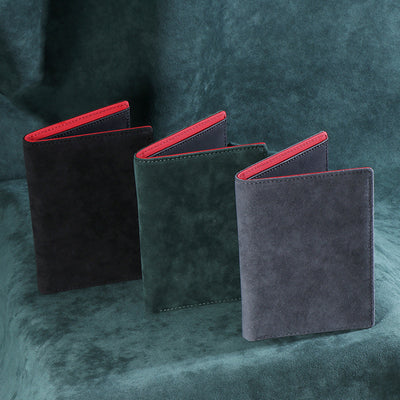 Portadocumentos de Cuero Alcántara - Cartera Multifuncional para Pasaporte y Certificados - Image 4