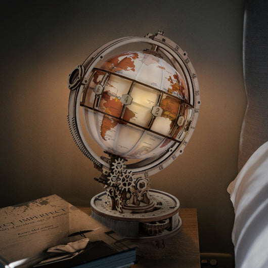 Globo Terráqueo de Madera Armable para Escritorio - Image 9
