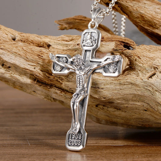Dije Cruz Jesús para Hombre en Plata