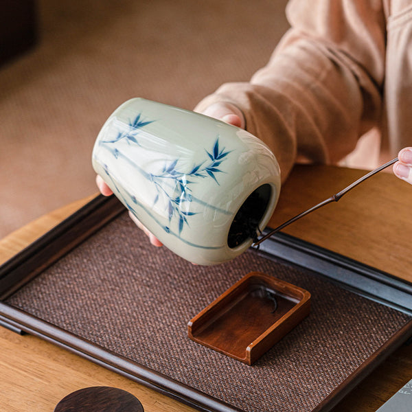 Frasco de Té Grande de Bambú Pintado a Mano con Detalles en Gris y Madera