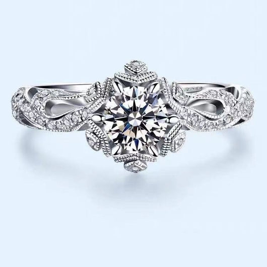 Anillo de Diamante Moissanita de Lujo con Incrustaciones Románticas - Primera Nieve - Image 5