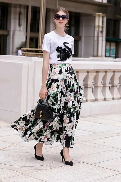 Conjunto Elegante: Blusa Blanca con Falda Midi Negra y Blanca - Image 8