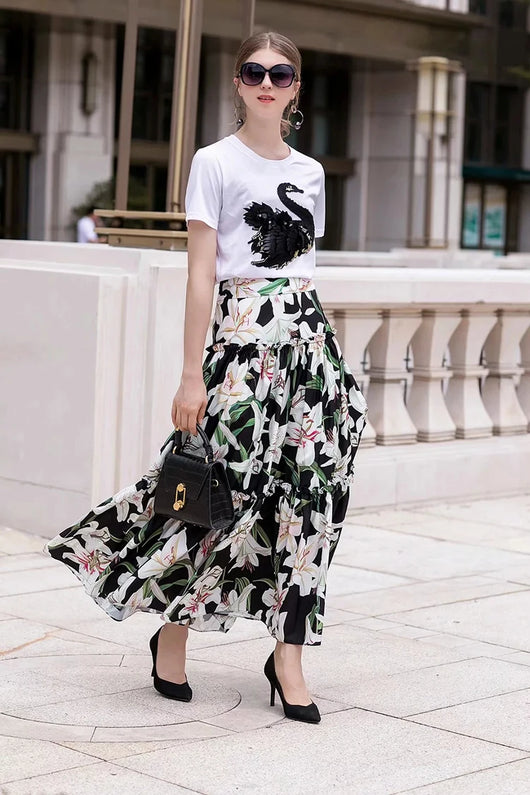 Conjunto Elegante: Blusa Blanca con Falda Midi Negra y Blanca - Image 8