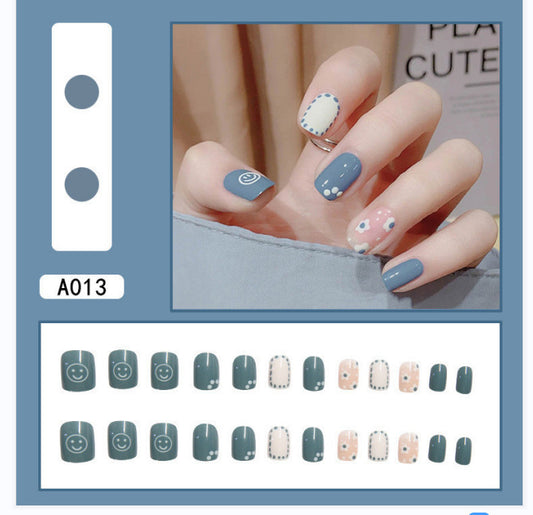 Uñas Postizas Removibles con Diamantes - Image 2