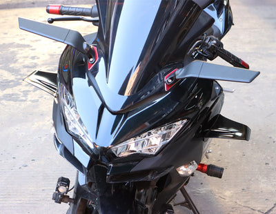 Adhesivos Deportivos Aerodinámicos para Motos y Autos de Carrera - Image 12