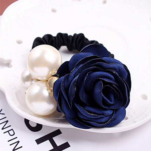 Cinta para el Cabello con Perla, Rosa y Camelia - Accesorio de Moda - Image 6