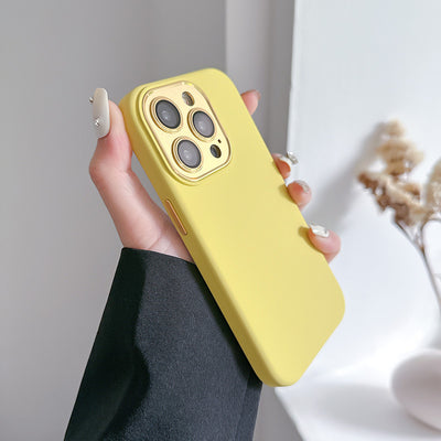 Funda Protectora de Silicona Líquida con Protector de Lente para iPhone 14 e iPhone 15 - Image 9