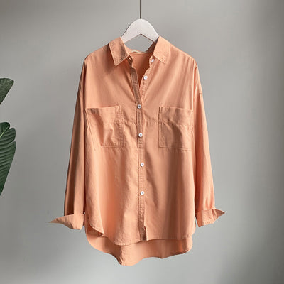 Camisa Suelta de Dos Bolsillos en Color Sólido - Image 7