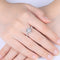 Anillo Angel Kiss Clásico Coreano para Mujer