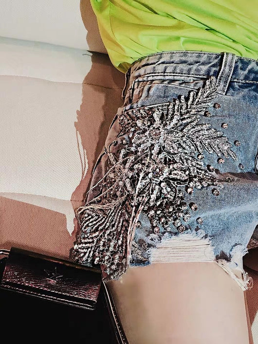 Jeans Rotos con Flores de Diamantes - Image 3