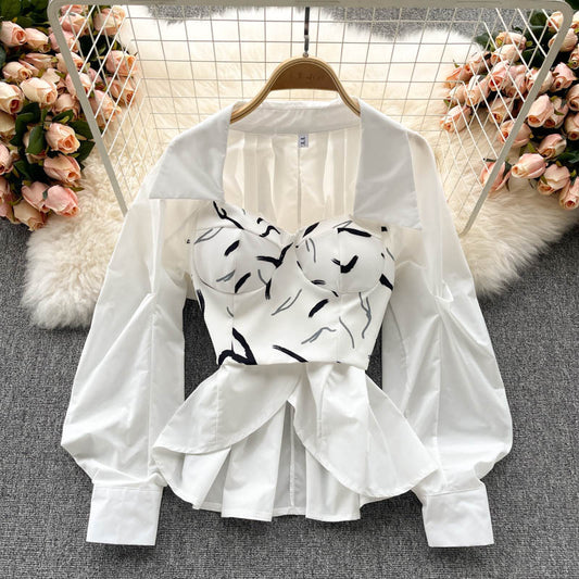 Blusa Entallada con Escote V y Detalle Cruzado