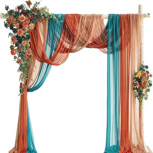 Arco de Bodas con Decoraciones Florales Colgantes - Image 10