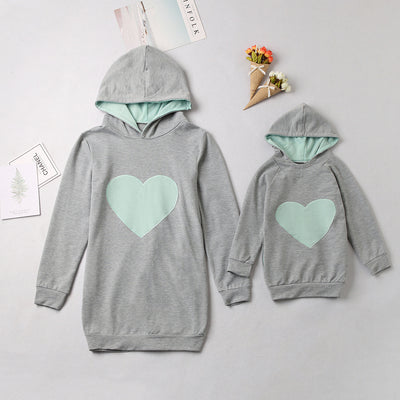 Sudadera con Capucha Corazón para Mamá e Hijo - Casual y Cómoda - Image 7