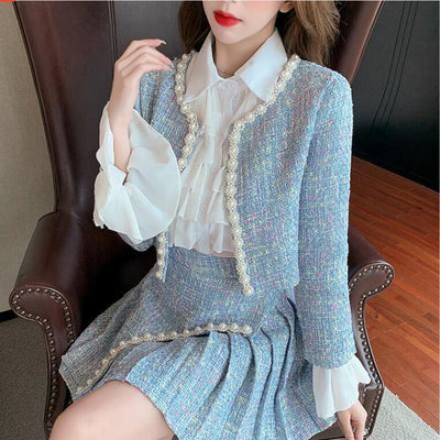 Conjunto Elegante de Chaqueta Tweed y Blusa Plisada para Mujer - Image 6