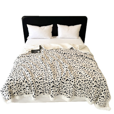 Manta de Tafetán Jacquard Estampado Leopardo Doble Capa - Image 4