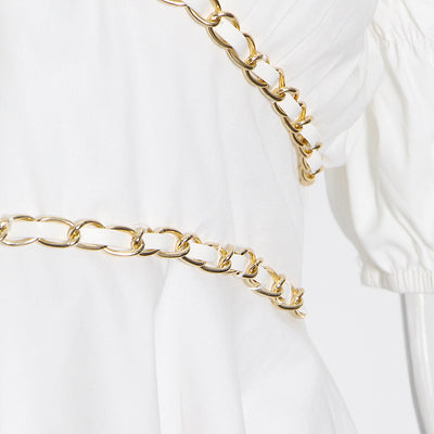 Blusa Elegante con Cadena y Hombros Descubiertos - Image 13