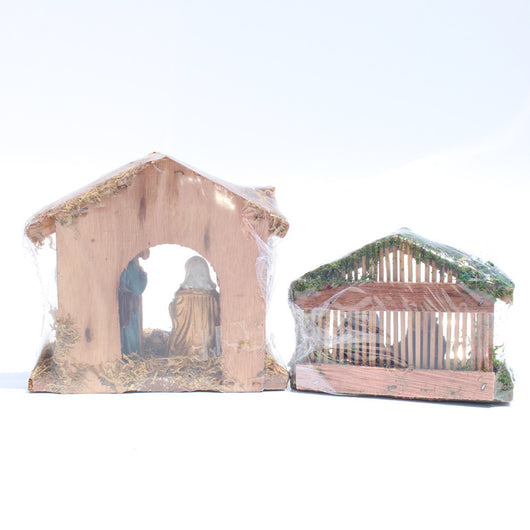 Conjunto de Pesebre Navideño en Resina - Casa Iglesia para Decoración de Escenas - Image 16
