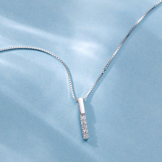 Collar de Plata Esterlina S925 con Barra Vertical de Diamantes Micro - Elegancia Temperamental para Mujer - Image 6