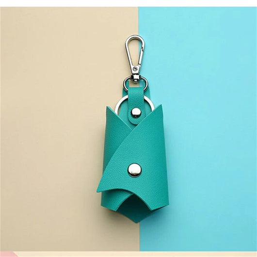 Estuche de Cuero para Llaves con Diseño Cute de Murciélago - Image 19