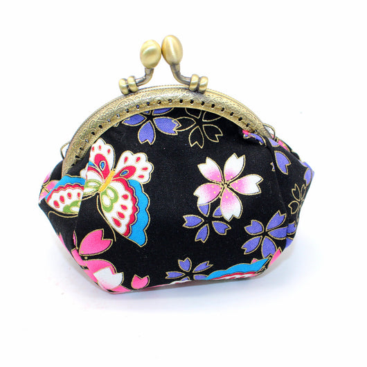 Monedero Artesanal de Tela Japonesa Estampada con Detalles en Oro - Image 4