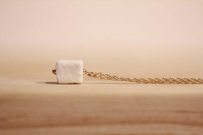 Collar Clavícula de Porcelana Bone China con Diseño Artístico - Image 21