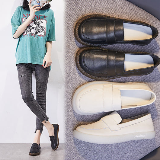 Zapatos Blancos de Cuero Británico con Suela Flexible - Estilo Versátil