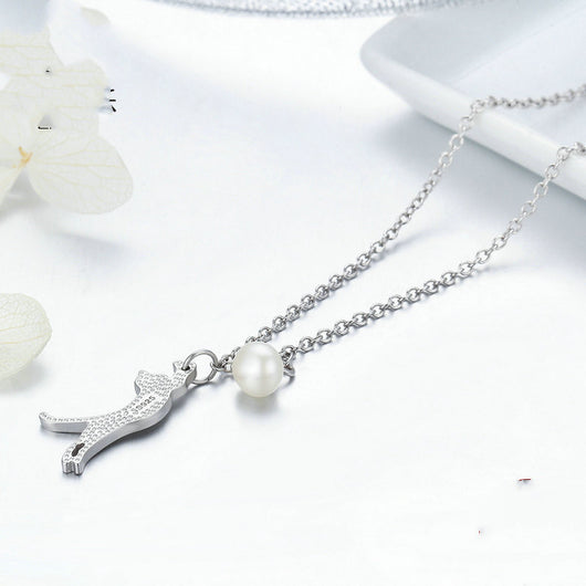 Collar de Plata Minimalista para Mujer con Detalle Animal - Image 8