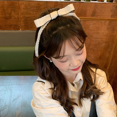 Pasador de Cabello Elegante con Lazo Lateral Ondulado para Mujer - Image 11