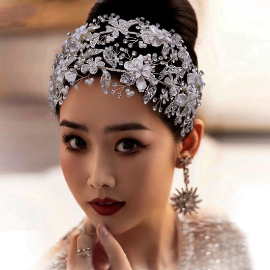 Tiara Nupcial de Lujo Hecha a Mano con Cristales Brillantes - Image 10