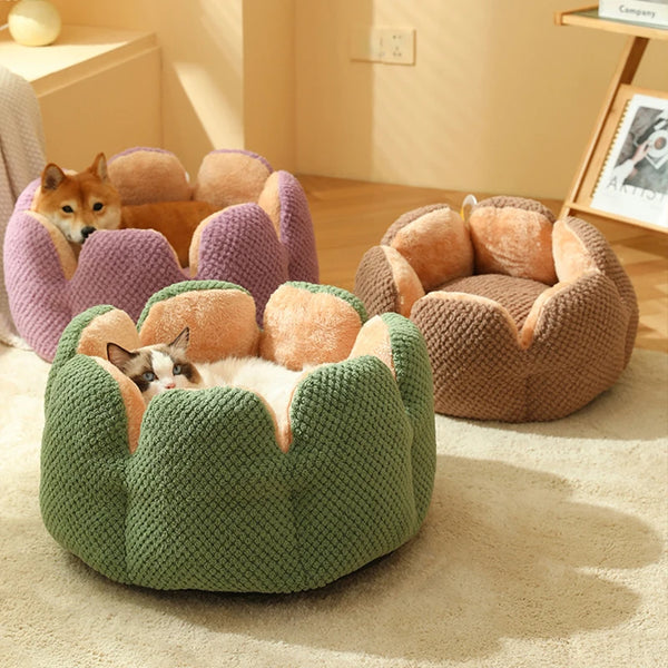 Cama Nido Térmico Flor de Cactus para Perros y Gatos - Confort Máximo