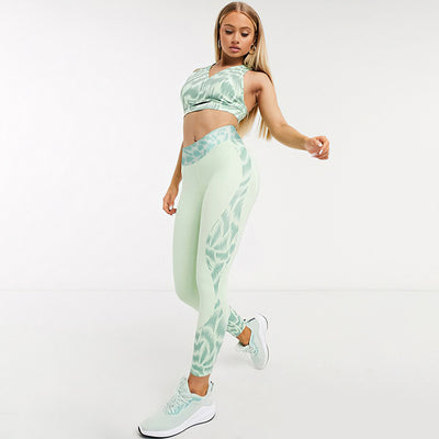 Conjunto Deportivo Estampado Leopardo Ajustado para Yoga y Fitness