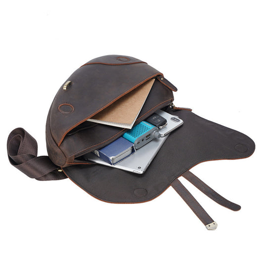 Bolsa de Pecho Retro en Cuero - Mochila Cruzada para Deportes y Viajes - Image 12