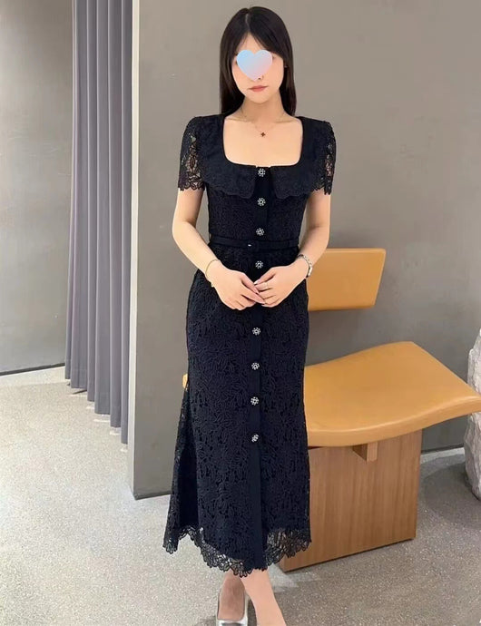 Vestido con Falda de Encaje y Borde Tipo Cola de Pez - Image 10