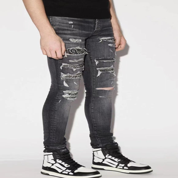 Jeans Slim Fit Gris con Parches de Flores de Marañón y Detalles Perforados