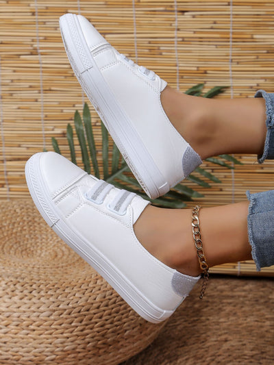 Zapatos Blancos Casuales Slip-On Cómodos y Versátiles - Image 18