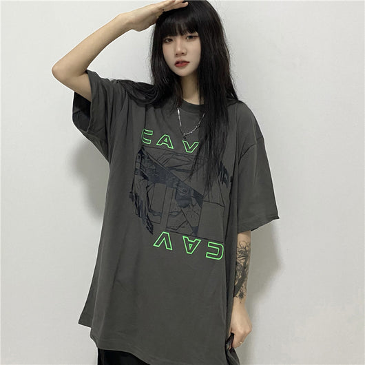 Camiseta Batik Vintage Verde Fluorescente con Estampado de Letras - Image 10