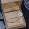Pequeño daisy flower earrings earrings ring bracelet necklace Necklace