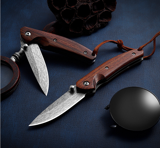 Cuchillo Plegable de Acero Damasco para Camping, Defensa Personal y Uso Portátil