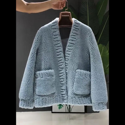 Abrigo de Pelaje Corto para Mujer - Elegancia y Calidez - Image 8