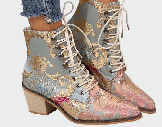 Botas Cortas Étnicas con Tacón Grueso y Bordado de Encaje para Mujer - Image 7