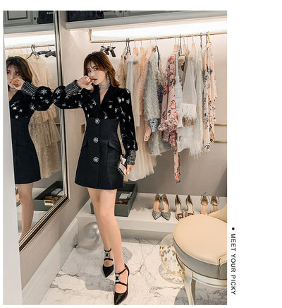 Vestido de Terciopelo Bordado con Cuello V y Mangas Abullonadas Efecto Adelgazante - Image 12