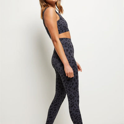 Pantalones Yoga Cintura Elástica Ajustados Capri - Image 3