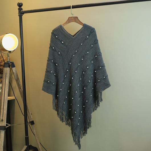 Blusa Cape con Mangas Murciélago y Detalles de Cuentas - Image 5