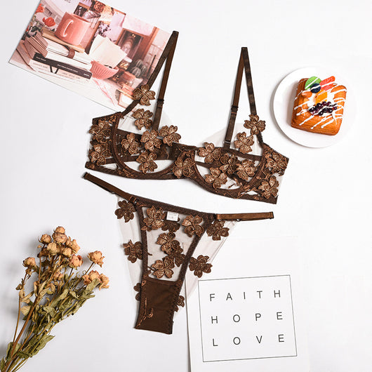 Conjunto Romántico de Encaje Floral Transparente - Image 16