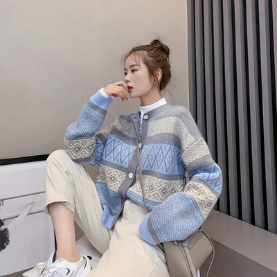 Cardigan Tejido Cuello Redondo Design Sense Niche - Image 7