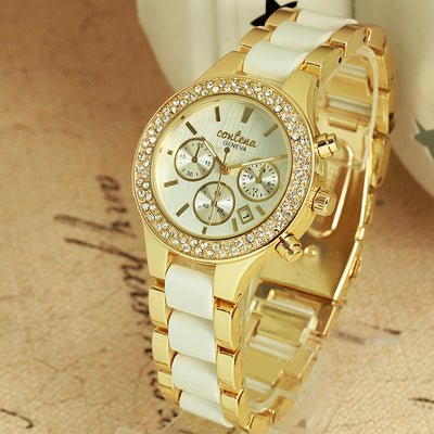 Reloj de Moda para Mujer con Correa de Acero Personalizable - Image 13