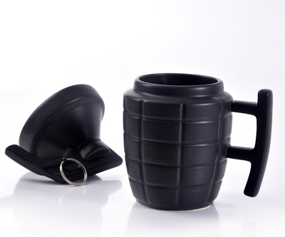 Taza de Cerámica Estilo Granada con Tapa - Diseño Militar Único - Image 11