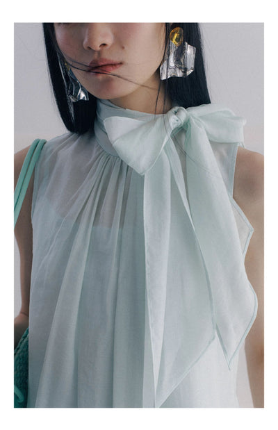 Blusa Sin Mangas con Cintas Decorativas - Image 18