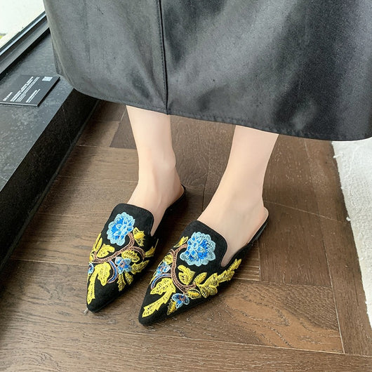 Pantuflas Bordadas Baotou Estilo Nacional para Mujer - Comodidad de Verano - Image 4