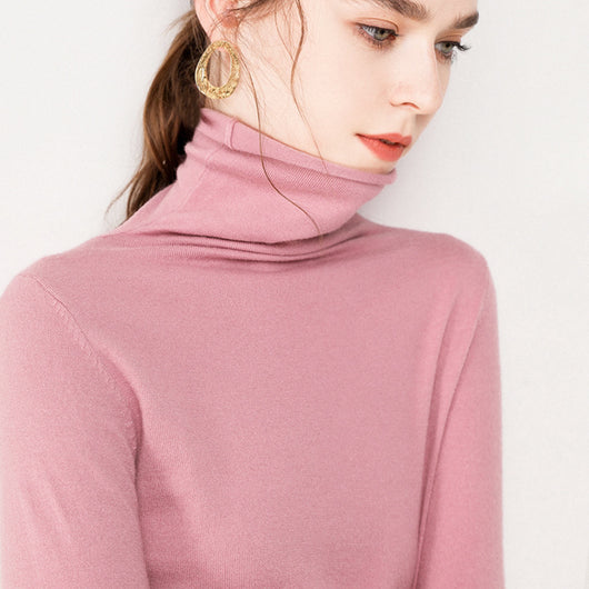 Suéter Cuello Alto Ajustado Textura Satinada Premium - Image 12